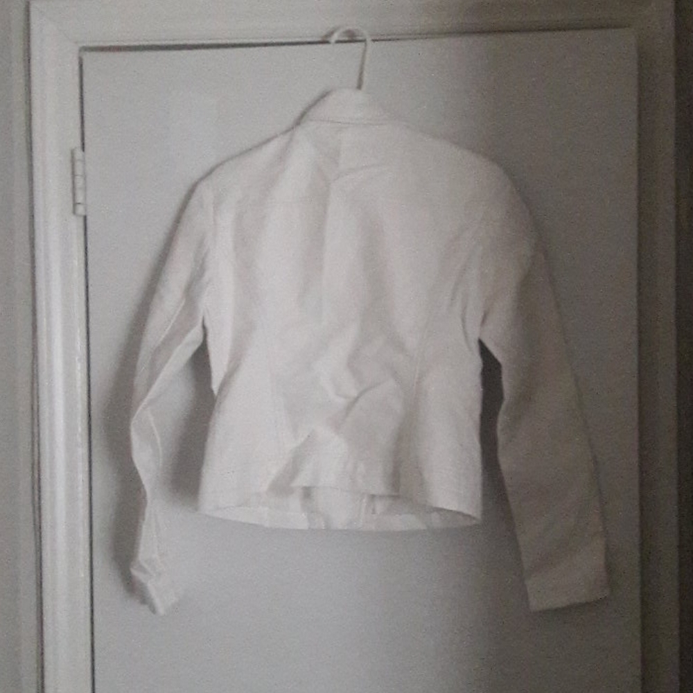 Jacket - Picture 3 of 3